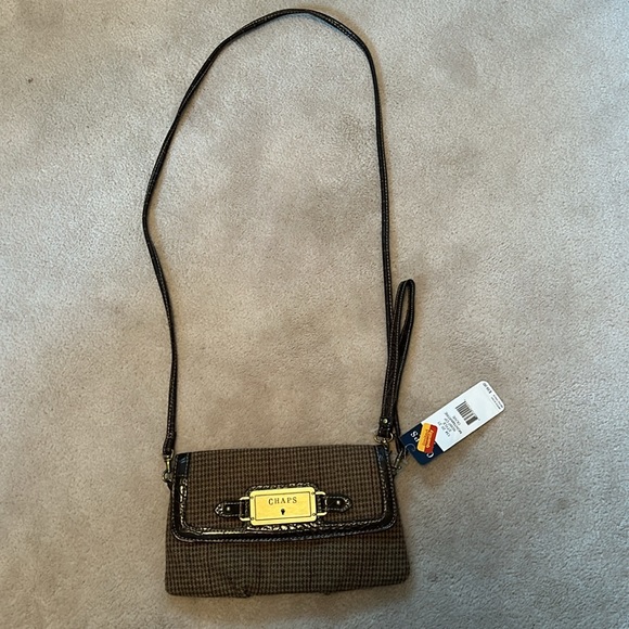 NWT Chaps Crossbody Purse Plaid Fabric Brown Faux Leather with Metal Closure. - Picture 6 of 9